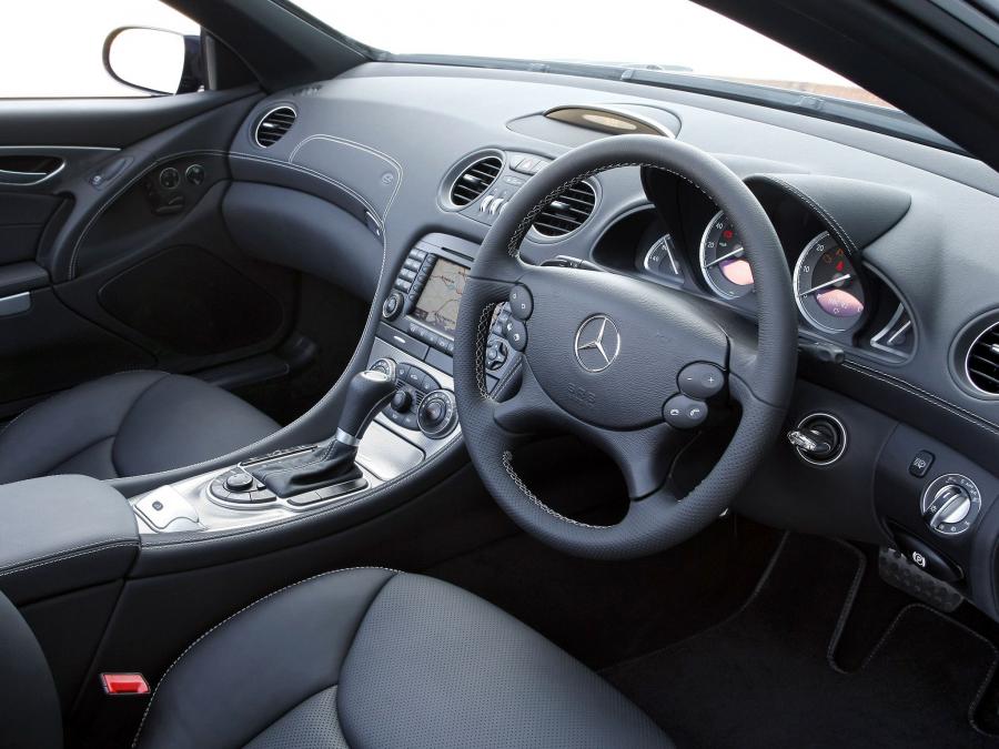  Mercedes-Benz SL500 Sports Package 2005 года  (UK) (фото 18 из 23)